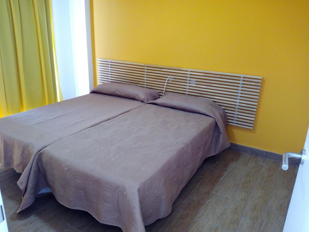 Apartamentos Los Aguacates プラヤ・デル・イングレス エクステリア 写真